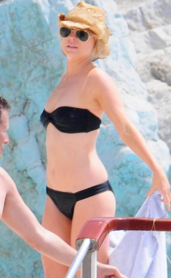 bikini body lohan Lindsay