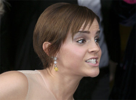 Emma Watson's Ambitious Premiere Outfit of the Day Thursday July 7th 2011