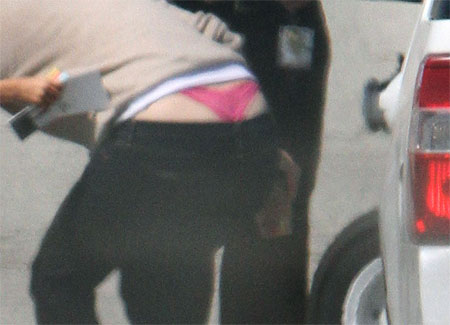 Jennifer Garner Flashing Panties of the Day Friday September 2nd 2011